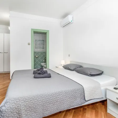 Cozy In With Wifi Holiday home Dramalj