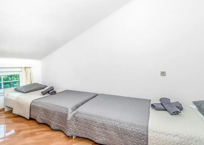 Amazing In Semesterbostad Dramalj